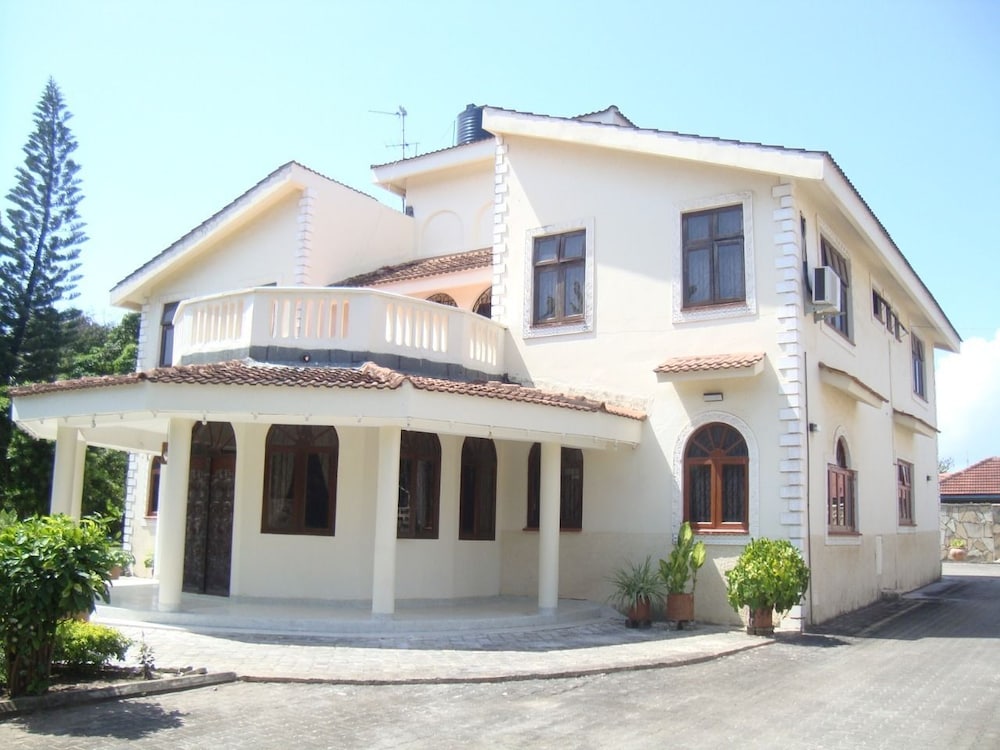 Mweru Villas