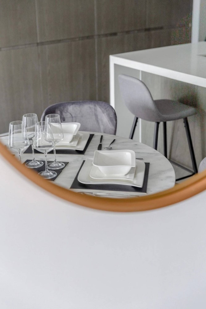 Luxurious 1 Bedroom Flat by the River Thames - Vauxhall
