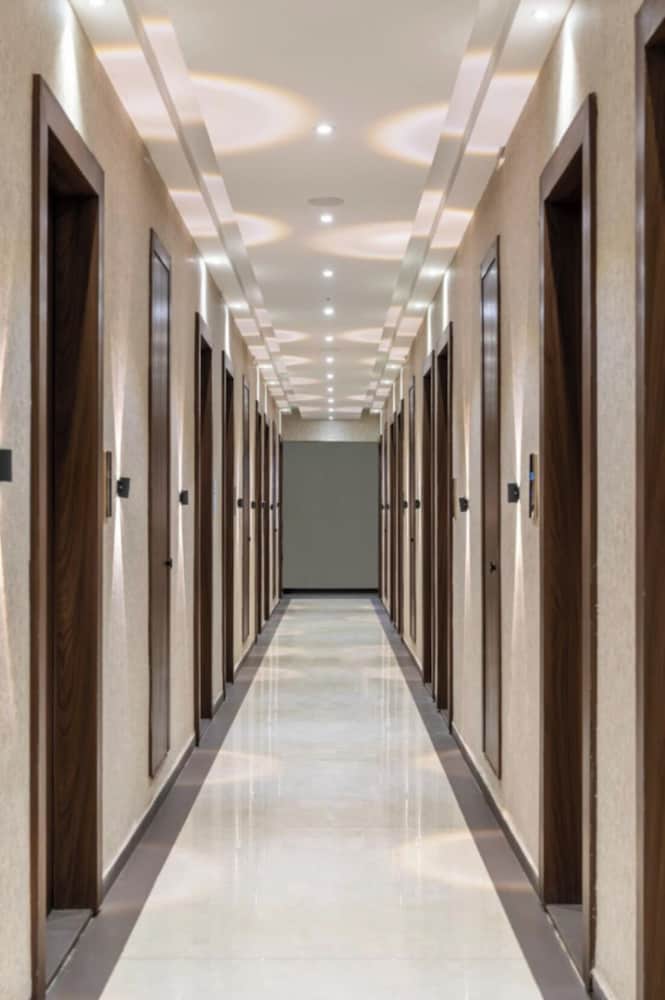 Hotel Kingsway Continental Raipur