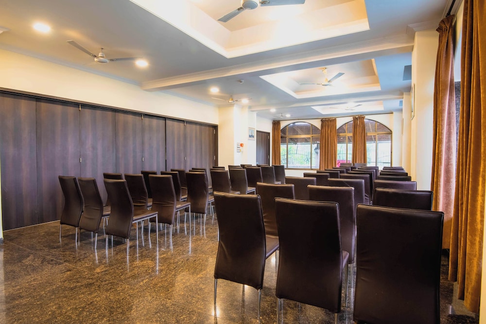 meeting & event spaces