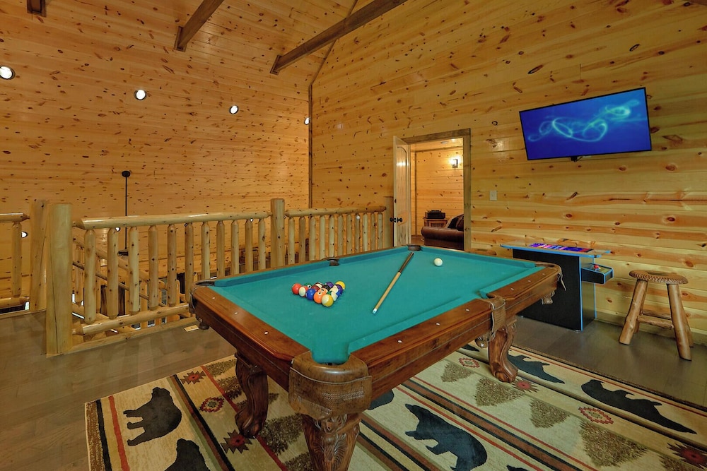 Adventure Lodge