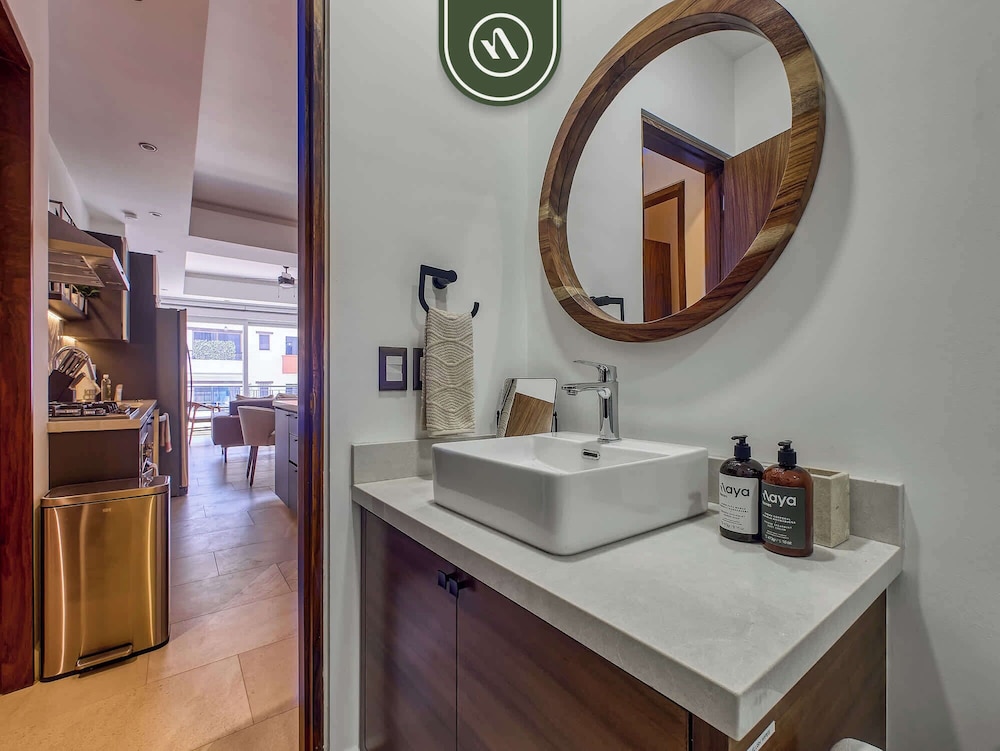 Amazing 2 BR Condo in Versalles - Rooftop Pool