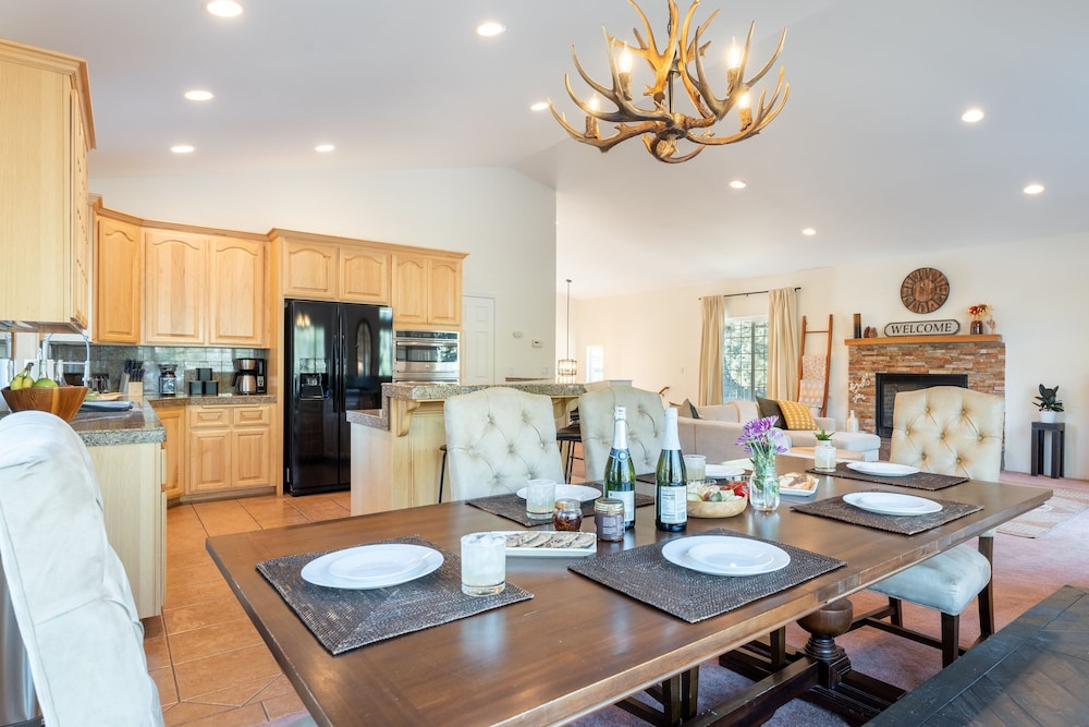 Blitzen by Avantstay Pet-friendly Tahoe Retreat