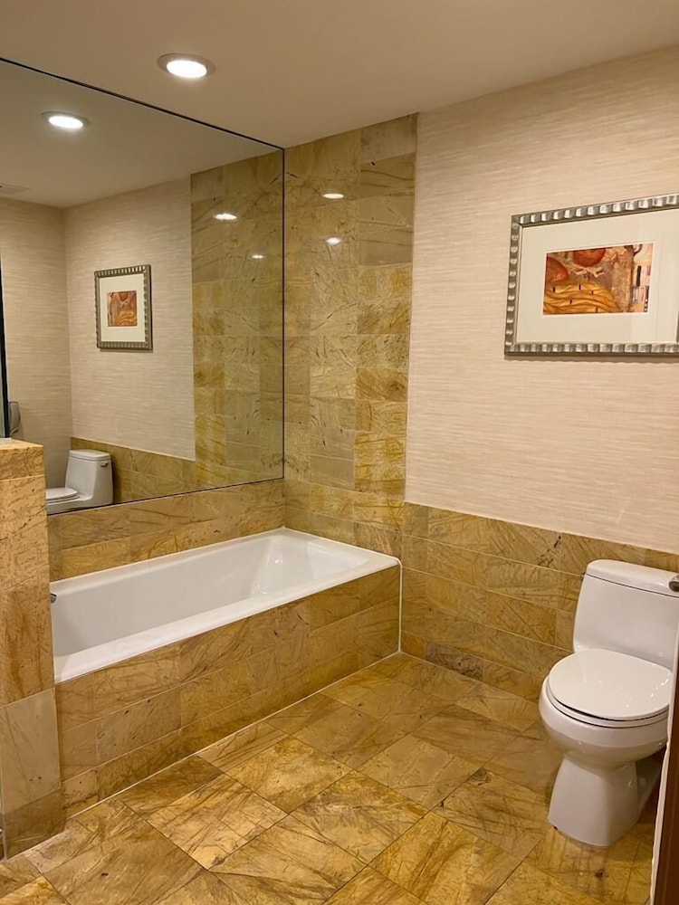 Lux Arch Studios at Brickell