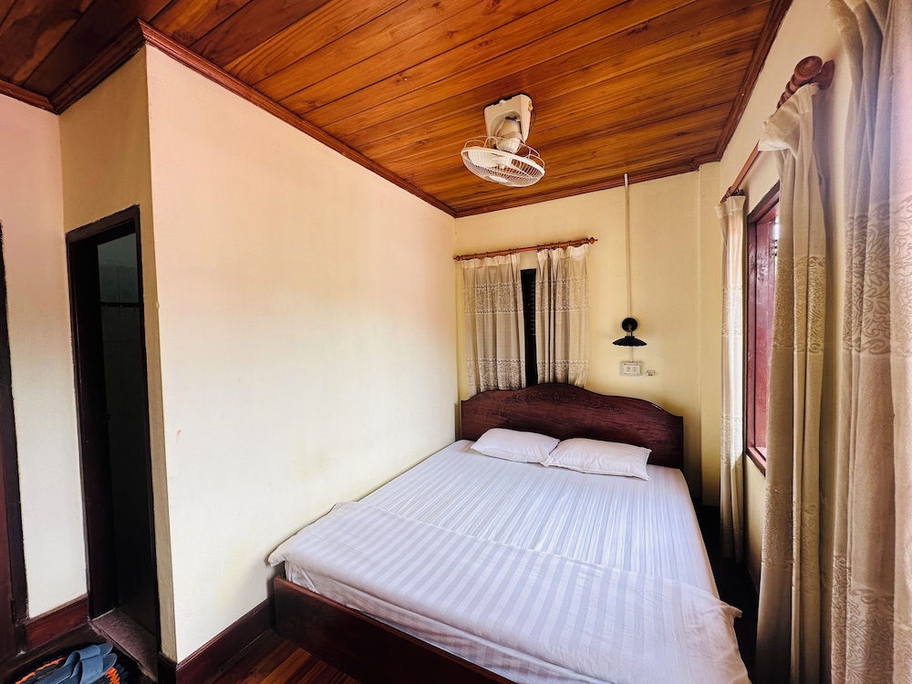 Silikhane Guest House