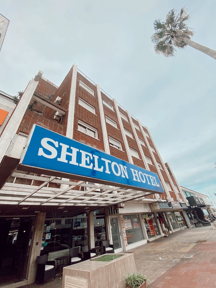 Shelton Hotel
