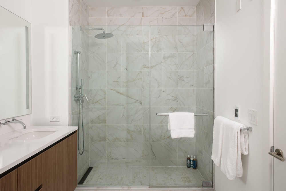 Luxury Downtown 4BR Exclusive Design PH