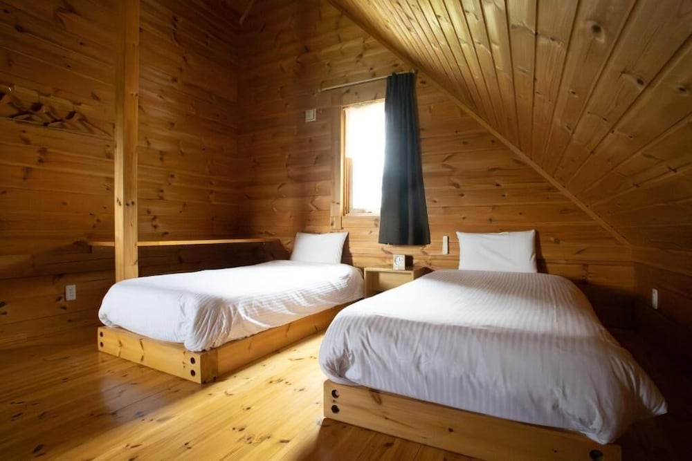 Powder Hut