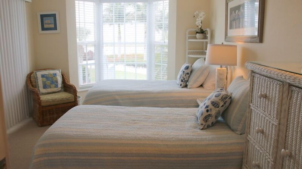 Punta Gorda Vacations - Palm Island 2 Bedroom Deluxe Villa by RedAwning - Property Image 1