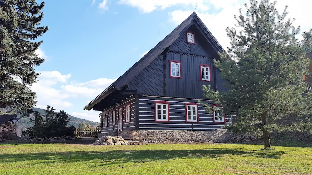 Villa in Horni Marsov With Finnish Sauna