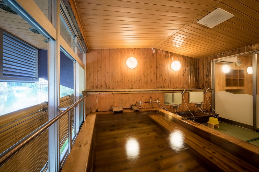 Matsushimaya Ryokan