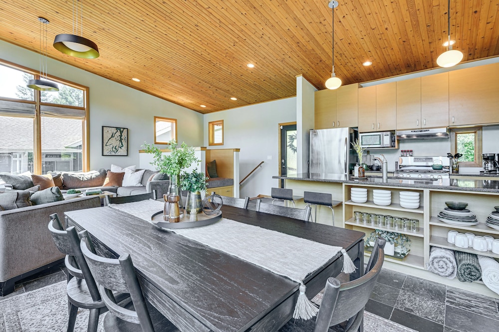 Modern Summit Lake Escape - Spacious Deck w/ View!