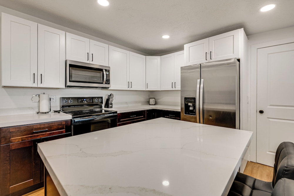 2 Mi to Gardner Village: Recently Remodeled Home!