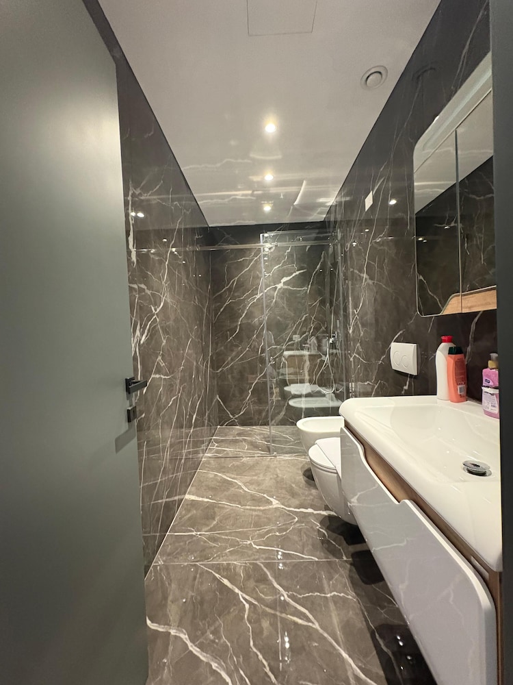 Blue Boutique Apartments 4