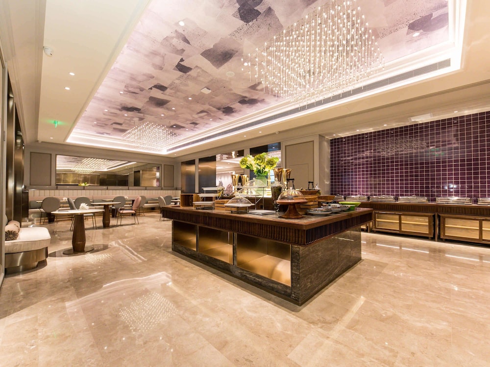 Hohhot Vacations - Mercure Hohhot Downtown - Property Image 9