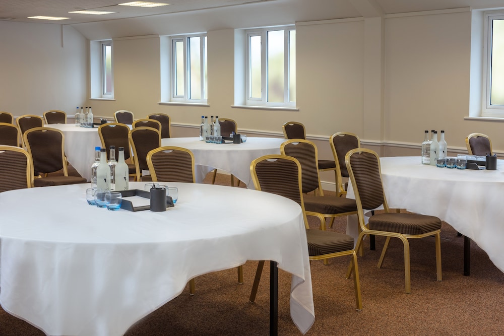 Winchester Vacations - Norton Park Hotel, Spa  Manor House - Property Image 18