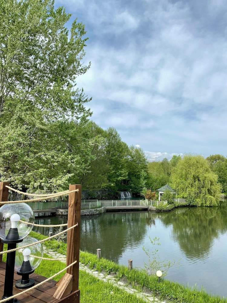 Gabala Glamping Park Resort