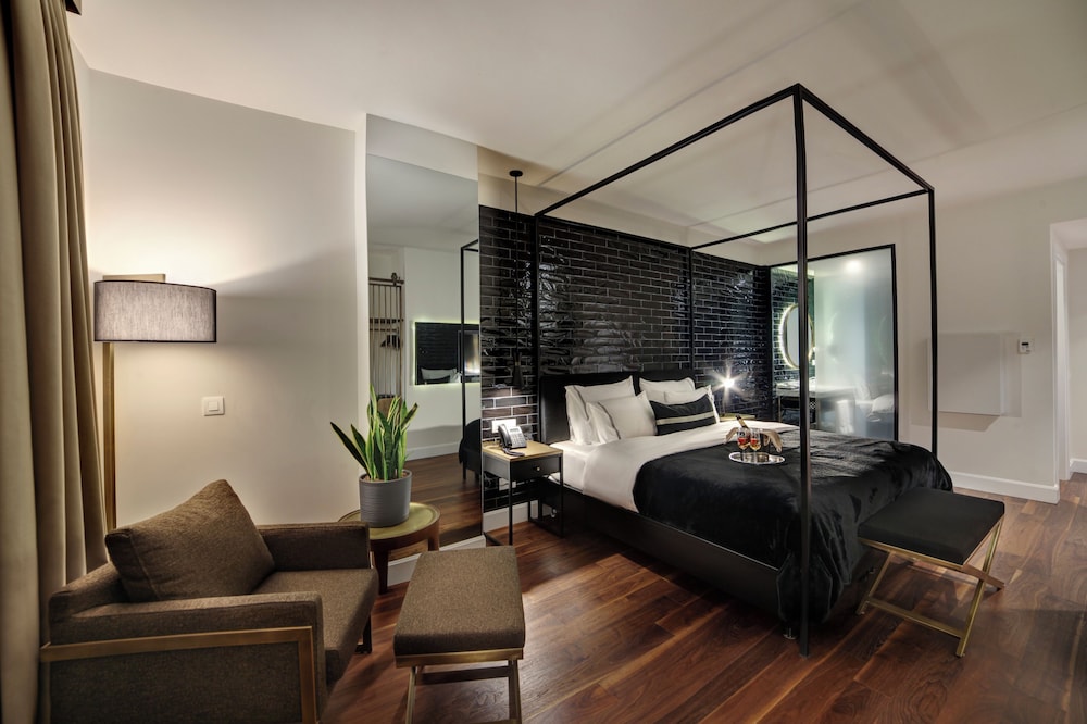 39 Kalamış Marina Oteli - Image 33