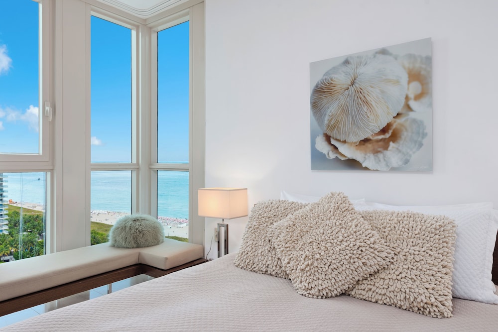Luxury Vacation Rentals at The Setai by LRMB