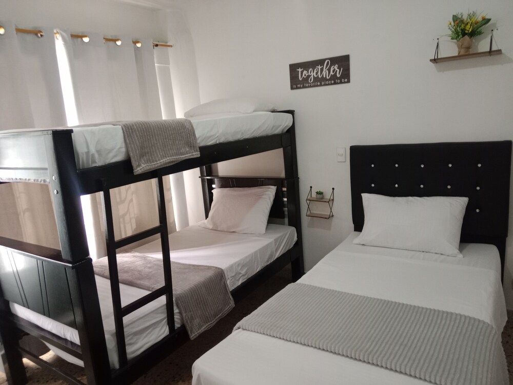 House Hotel Sweet Home Apt 3 Bedrooms 201