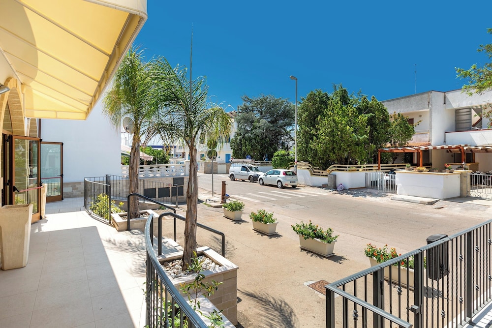 Lido Marini Rooms Affittacamere B&B