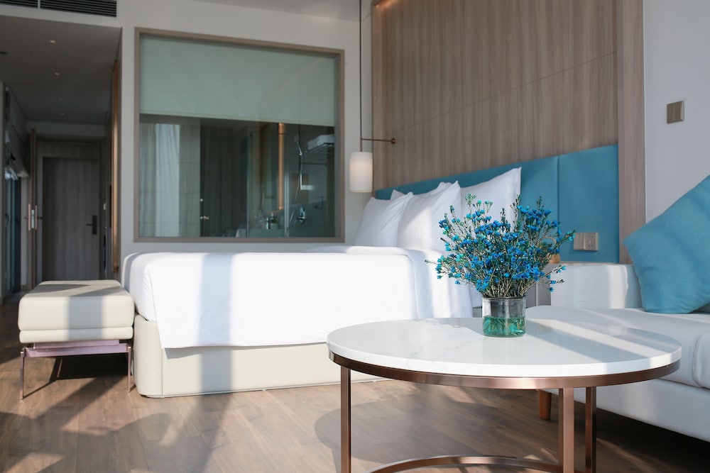 Ha Long Bay A La Carte Apartment By The O Residence view 5