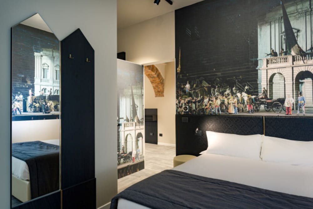 Italianflat - Theatrum
