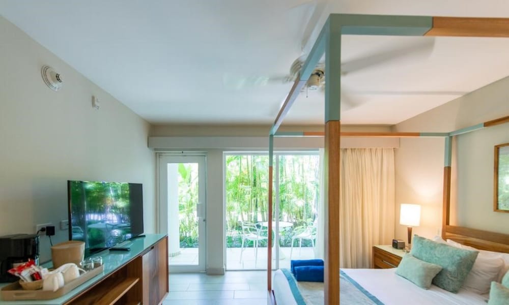 VH Atmosphere - Adults Only - Property Image 42