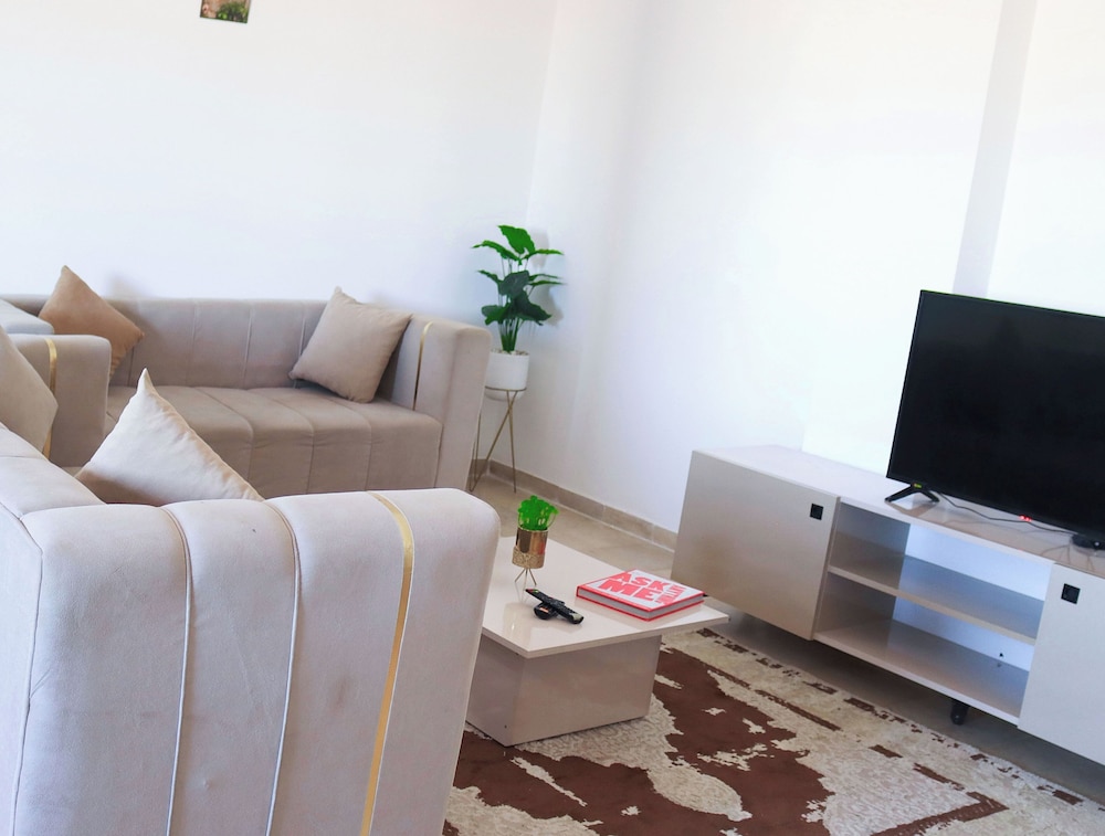 Charming 2-bedroom Apartment in Sidi Bouzid Essafir Residence - A