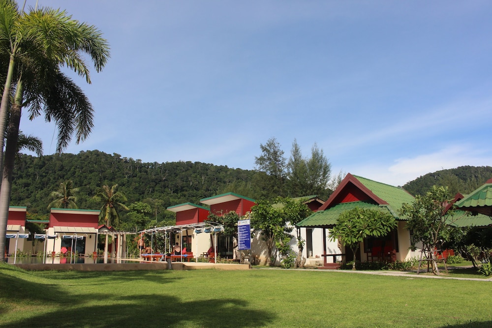 Golden Bay Cottage