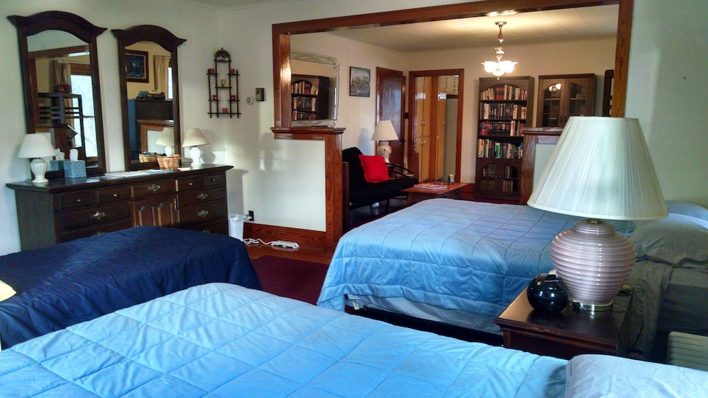 Fish & Loaves B&B