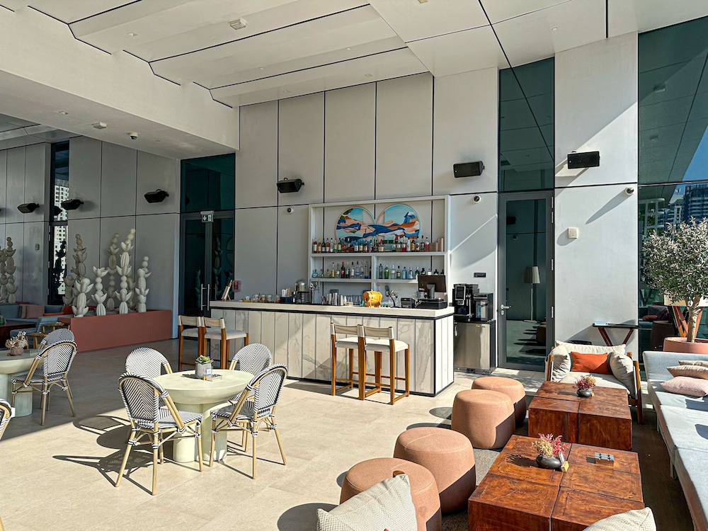 HiGuests - Vida Marina Yacht Club