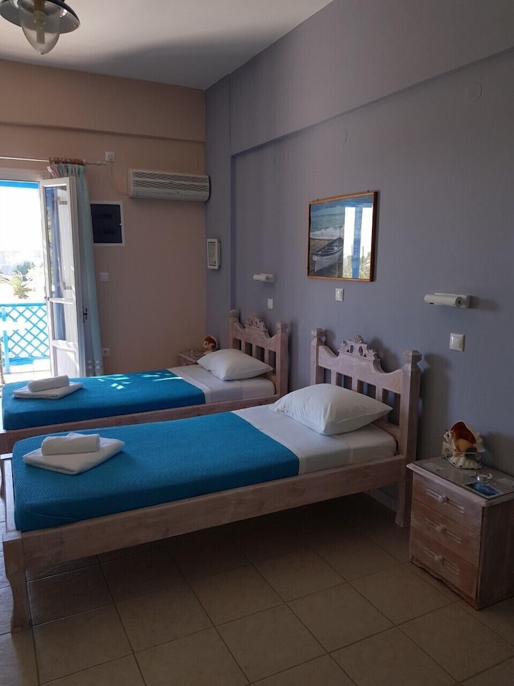 Karabo Hotel