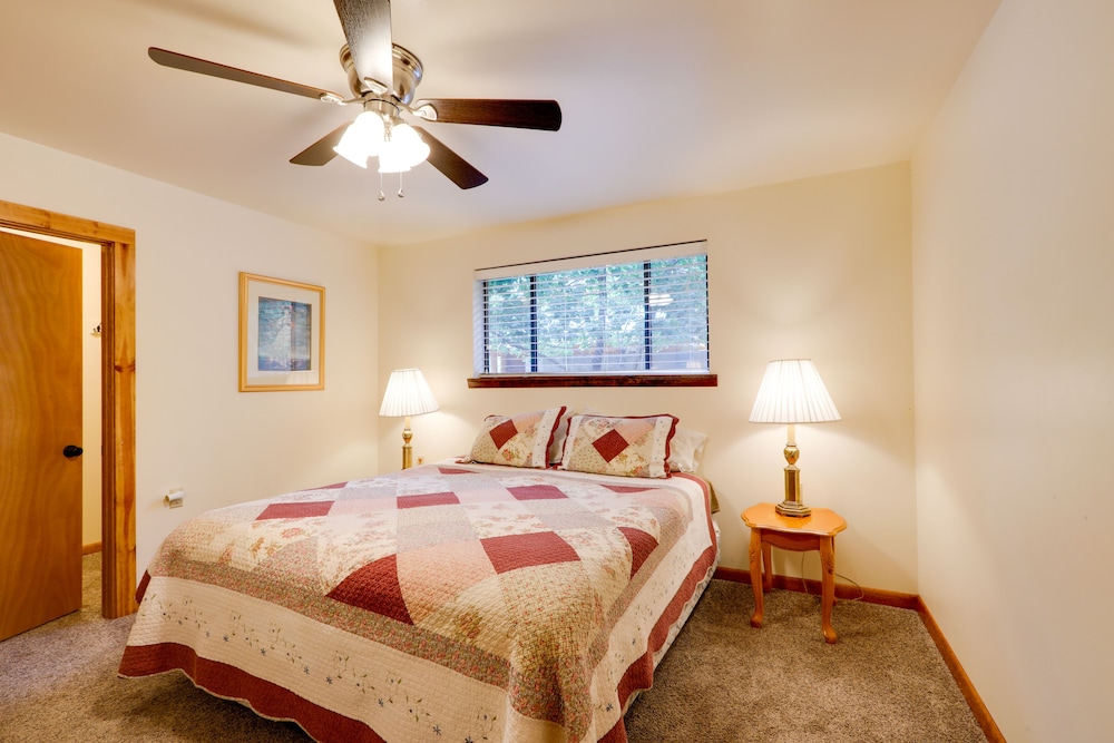 Rustic Pine Retreat w/ Fenced 1-acre Yard - Property Image 25