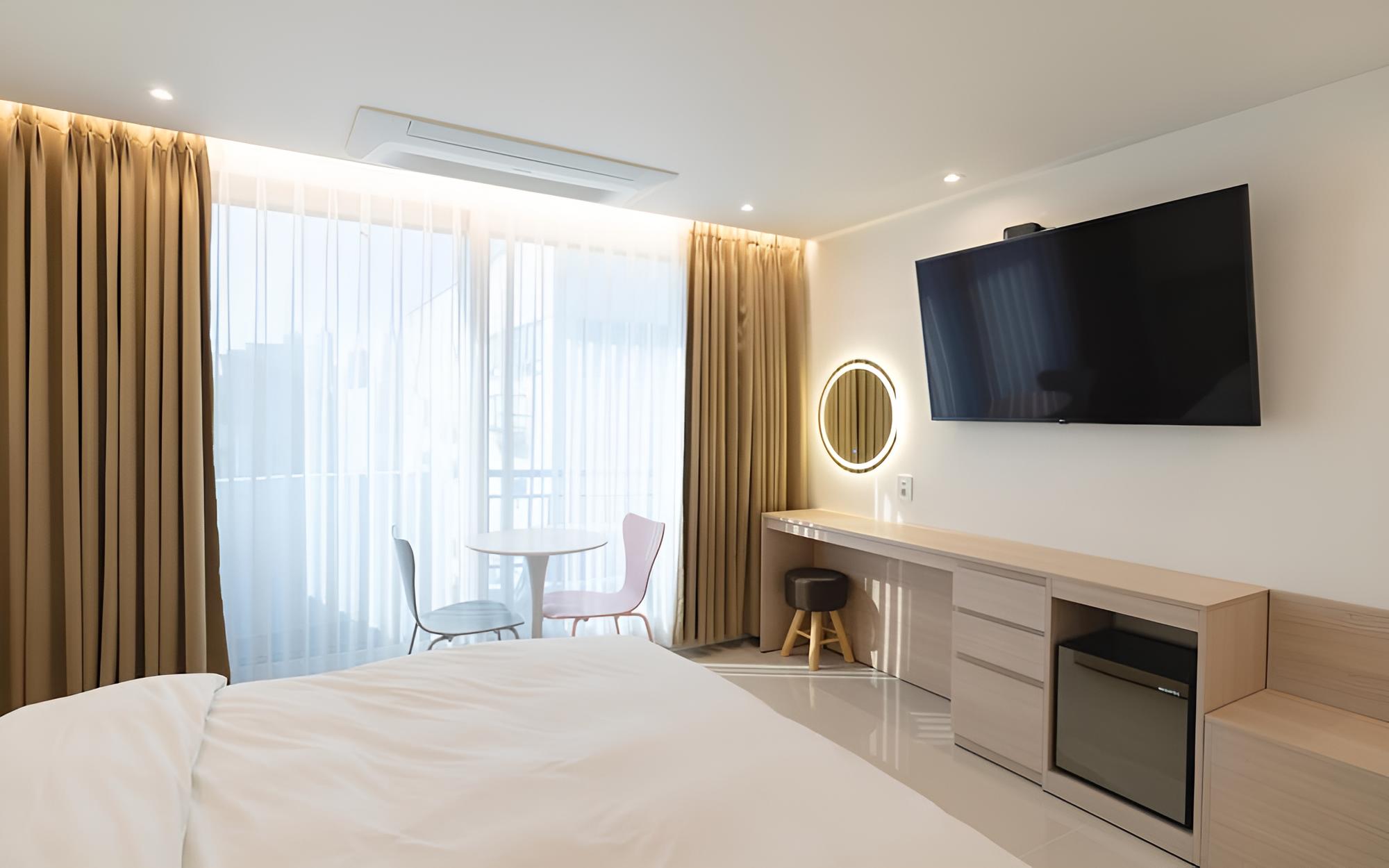 Jeonju Junghwasan-dong MH Hotel view 2