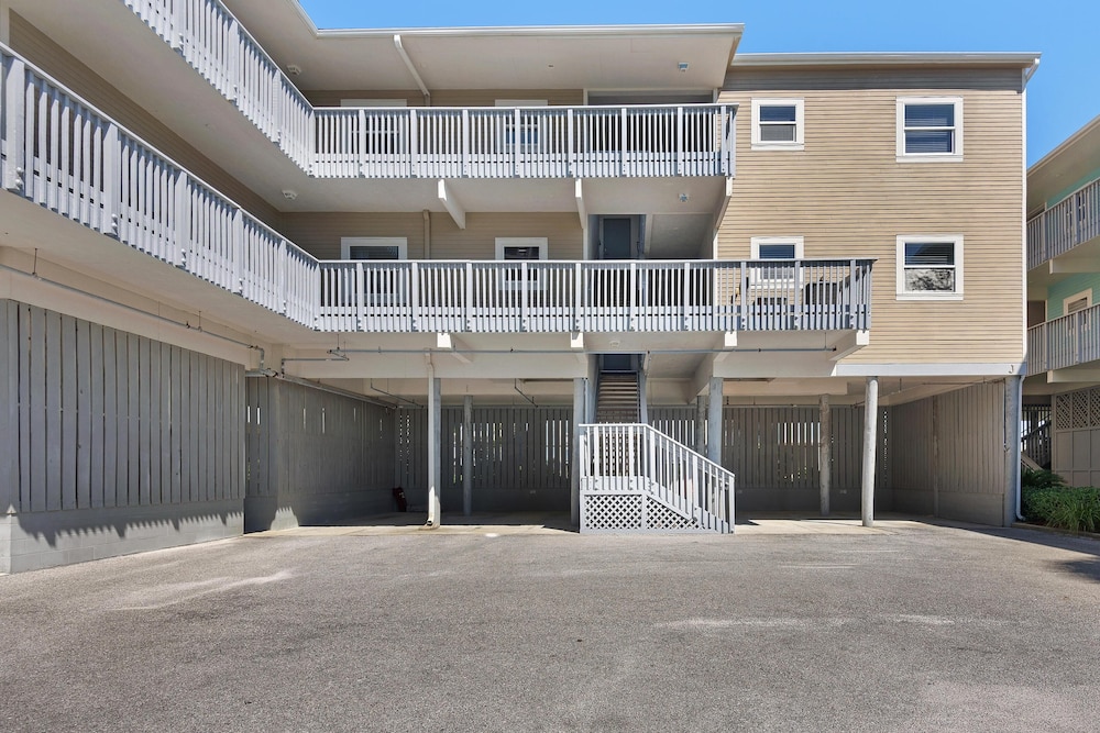 Villas on the Gulf Unit J8