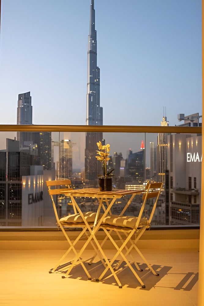 Paradise View Elite Downtown Residences