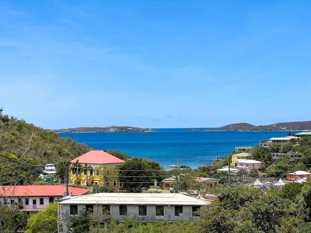Villa Island Paradise