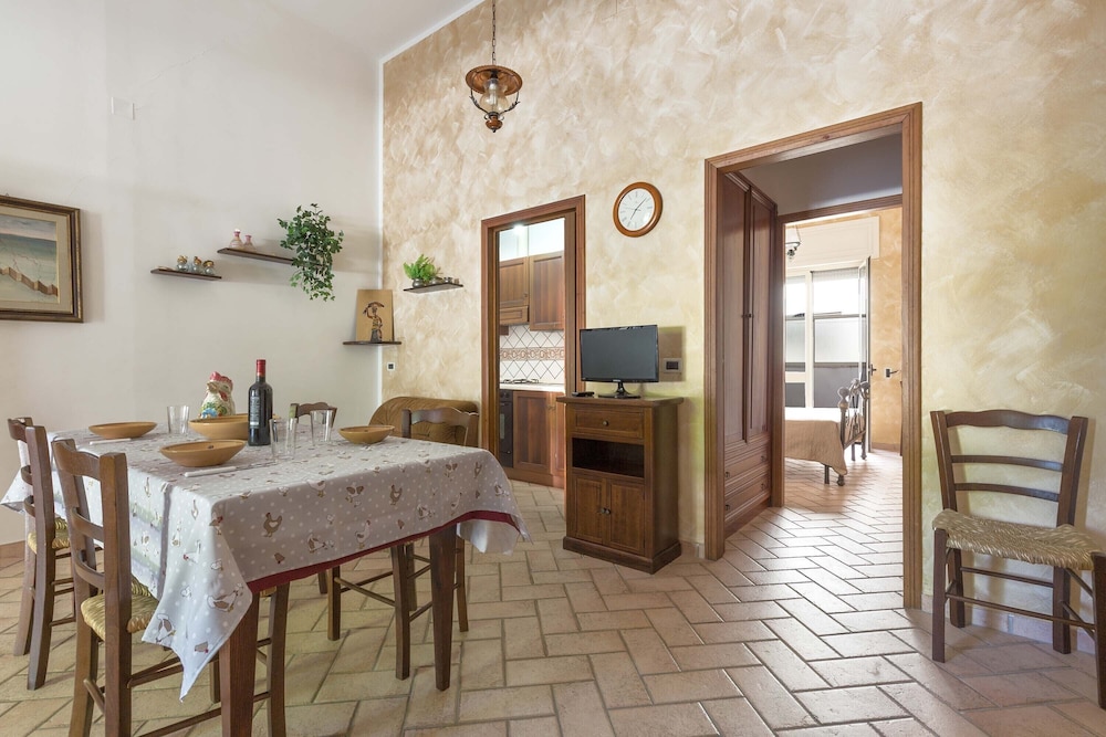 2344 Le Due Torri - Torre Piccola by Barbarhouse view 3