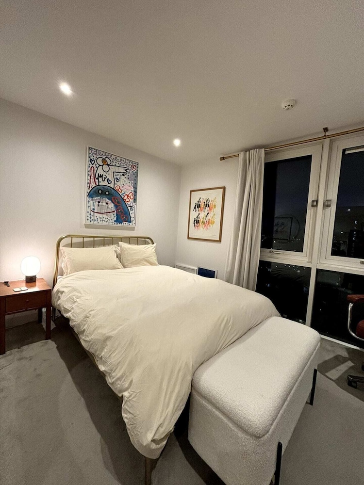 Stylish 2BD Flat W/incredible View of London - Bow