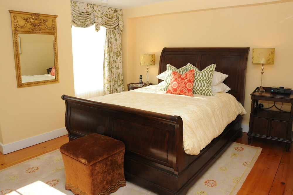 The Lyme Inn