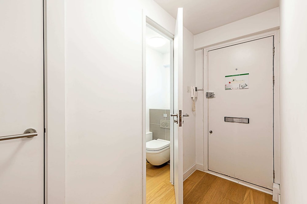 Belgravia Apartment 46