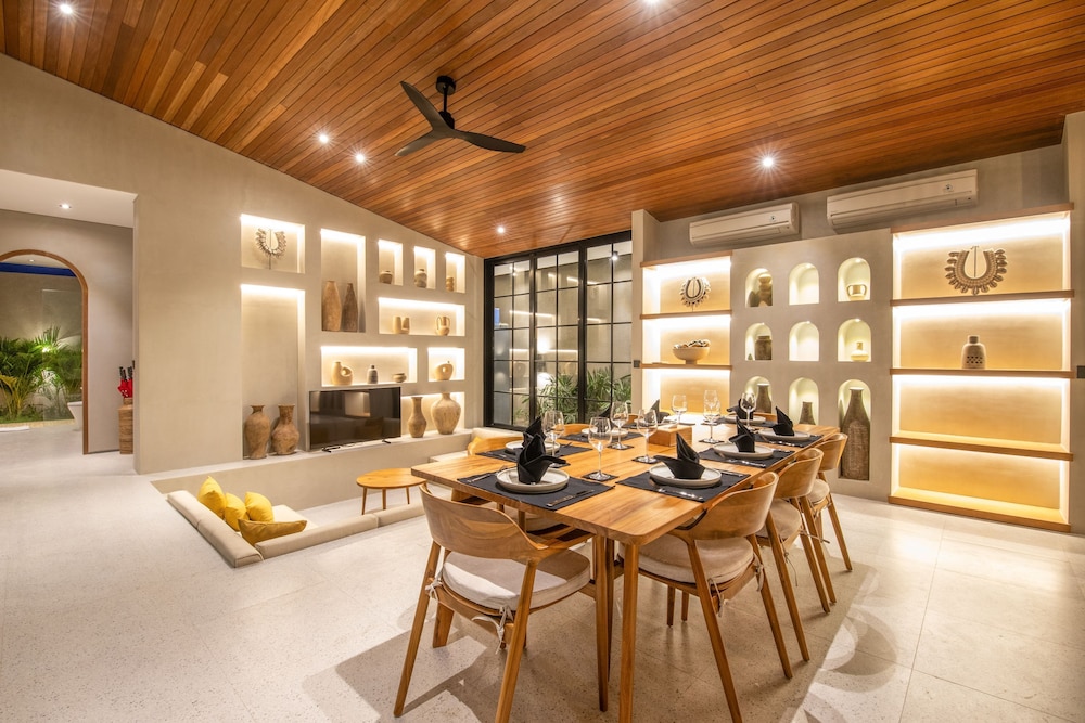 Villa Serai 5br to the Beach