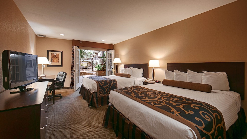 Great Falls Vacations - Heritage Inn - Property Image 38
