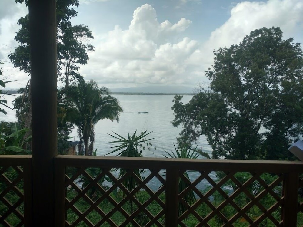 Hotel Vinas del Lago - Property Image 10