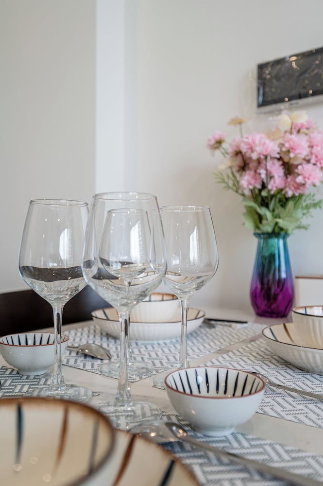 LA Nest 2 Bedrooms The Beverly - Vincom