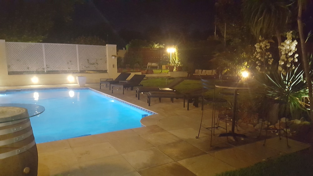 Constantia Cottages