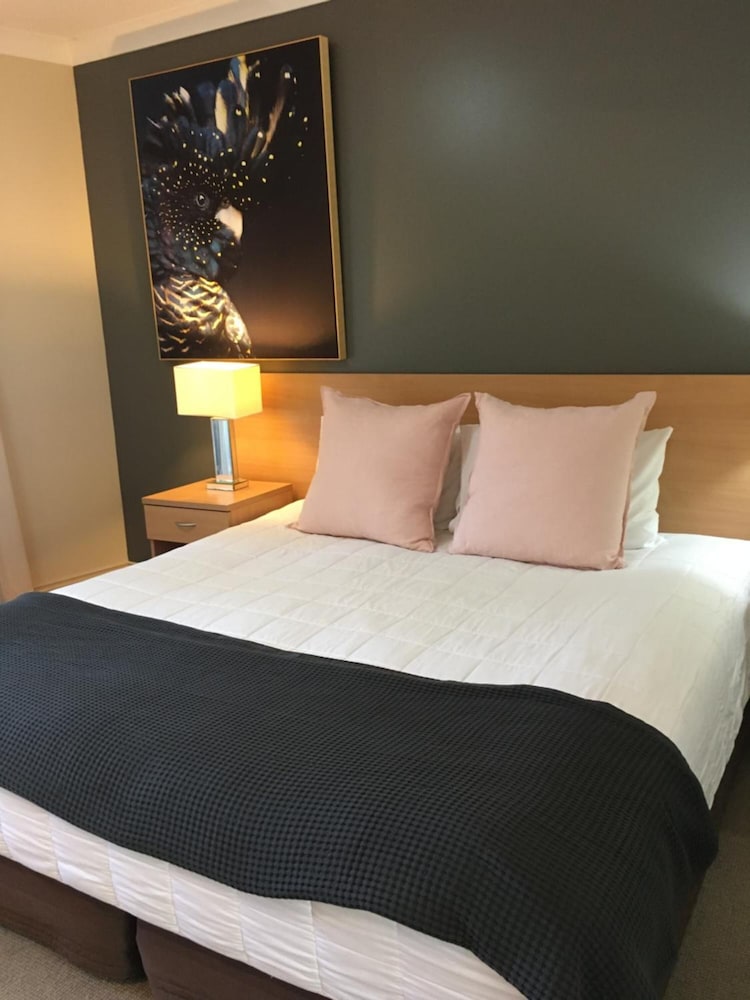 Arabella Garden Inn Motel