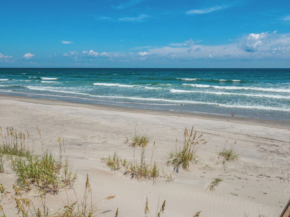 Next to Sea Gallery by Topsail Realty