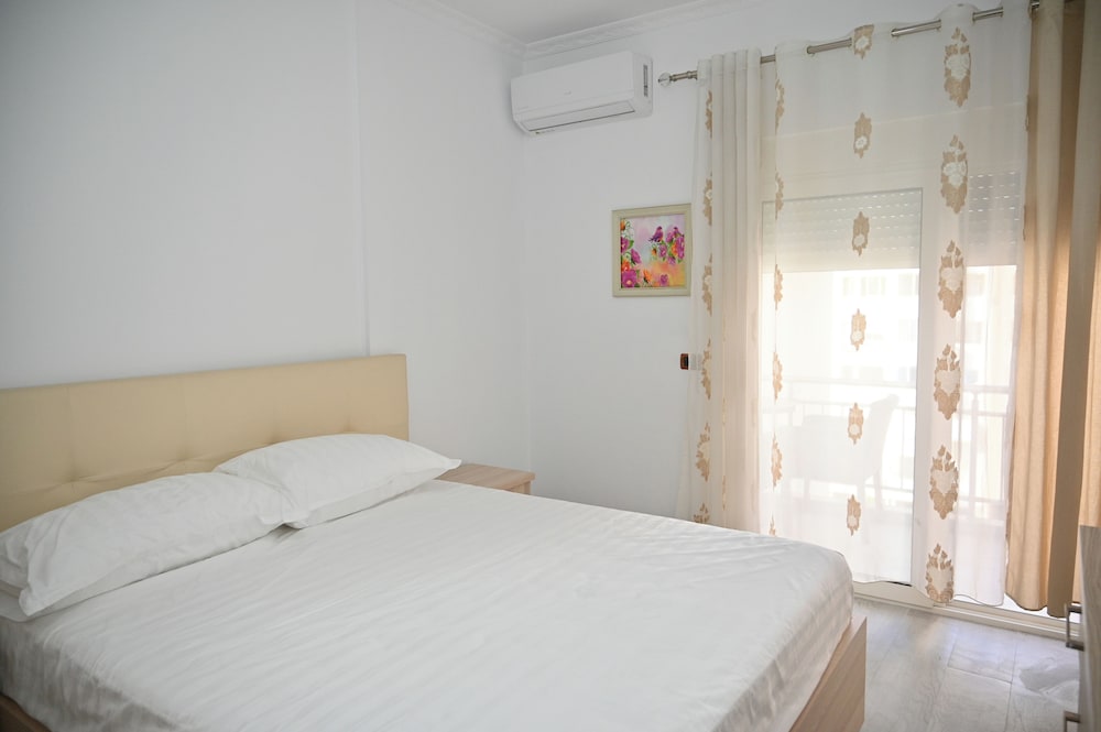 Elite Apartments